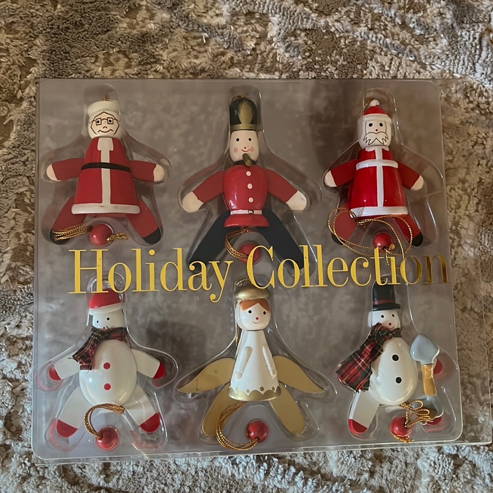 VINTAGE WOOD CHRISTMAS 6 ORNAMENTS LOT NIP, Vintage Linens N Things Ornaments